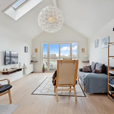 Lovely In With House A Panoramic View *